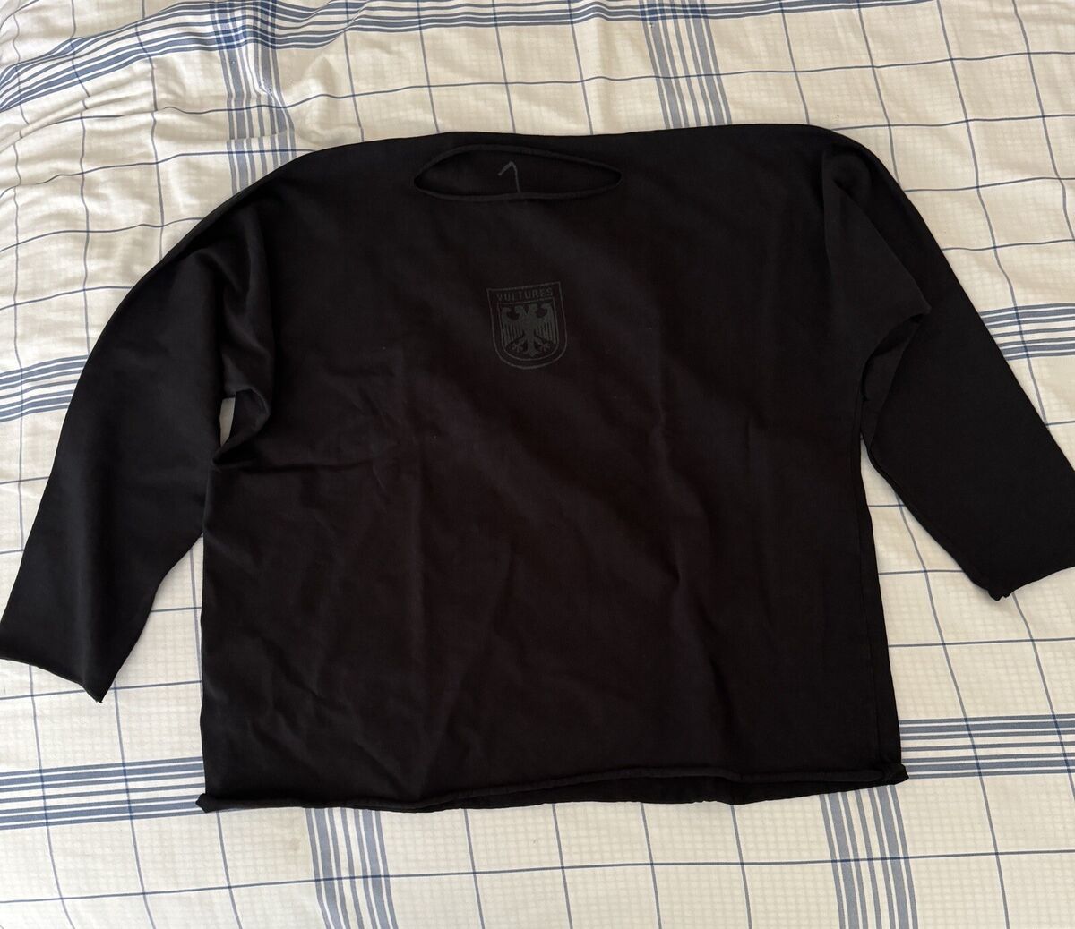 YZY YEEZY VULTURES GOSHA LONG BLACK T-SHIRT SIZE 1 - NEW | eBay YZY YEEZY VULTURES GOSHA LONG BLACK T-SHIRT SIZE 1 - NEW | eBay