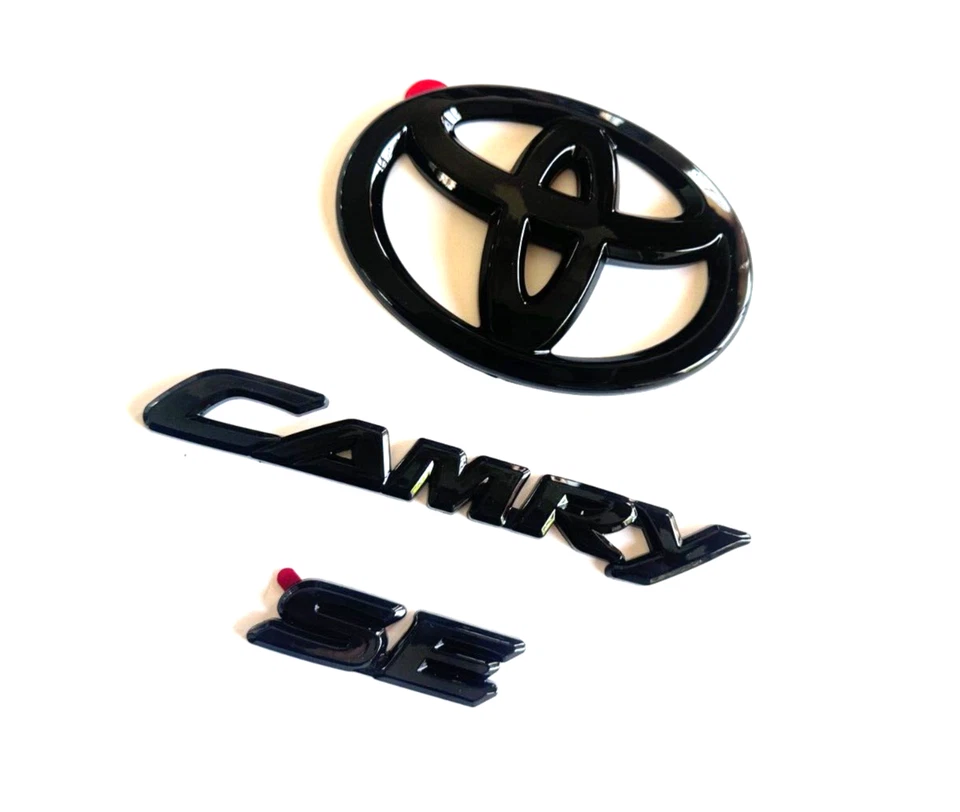 KIT DE SUPERPOSICIÓN EMBLEMA NEGRO BRILLANTE TOYOTA CAMRY SE 2015-2017 3PS Foto 2 de 3