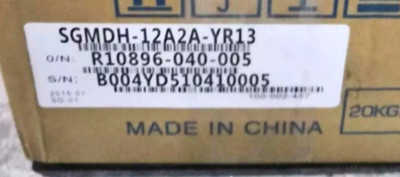 NEW IN BOX YASKAWA AC SERVO MOTOR SGMDH-12A2A-YR13
