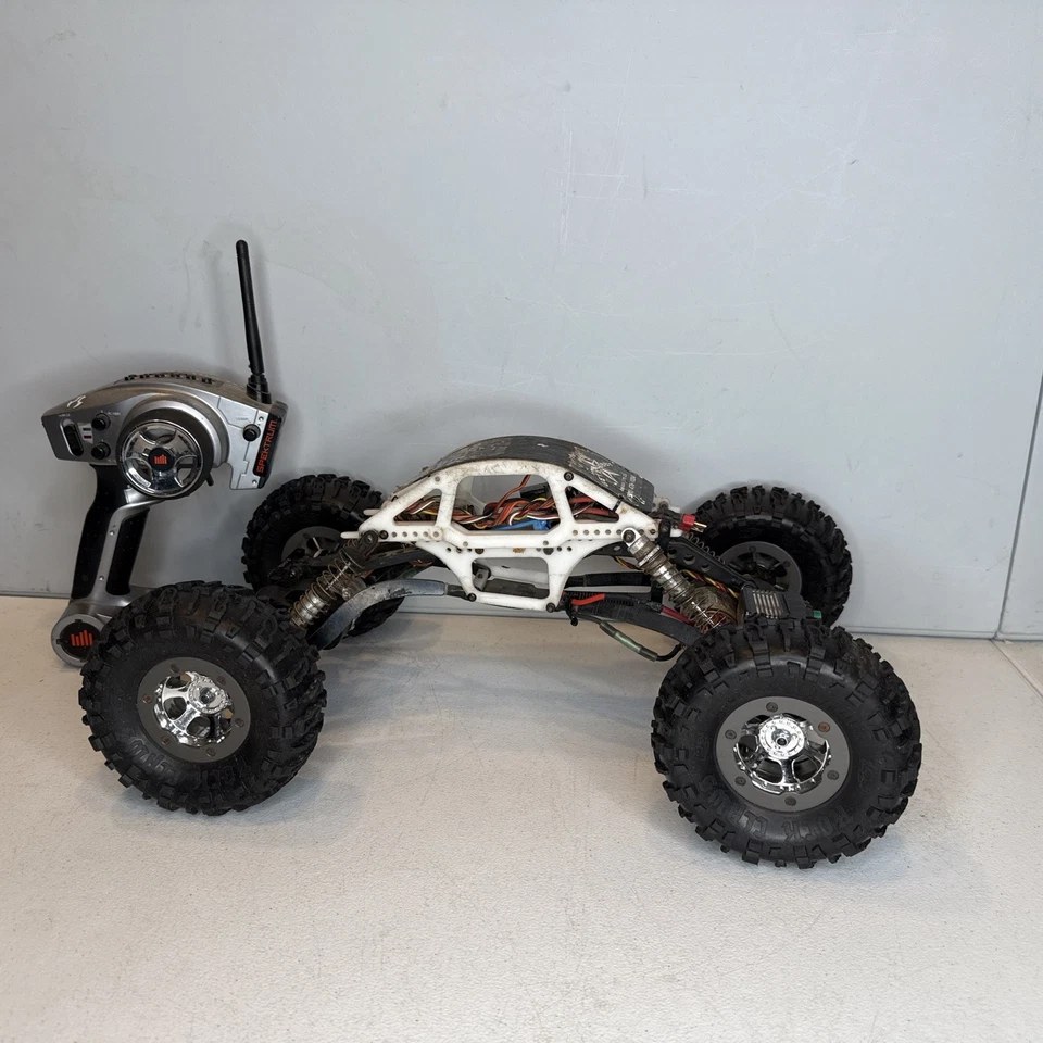 Oruga Axial XR10 Comp RTR personalizada usada Foto 2 de 4
