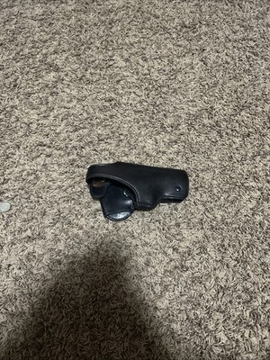 A. E. Nelson Leather 806PL RH Level 2 ret. Duty Holster Sig P220         (454)