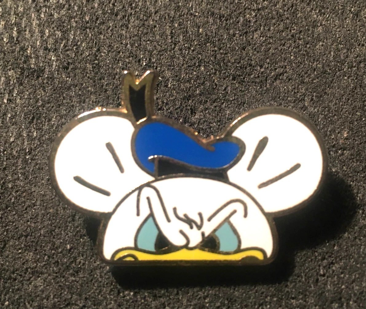 DISNEY PIN DONALD DUCK MICKEY EARS HAT PIN