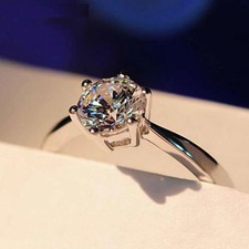 1,50 Kt Rund Diamant Solitär Hochzeit Verlobungsring Für Damen Weißgold-Finish
