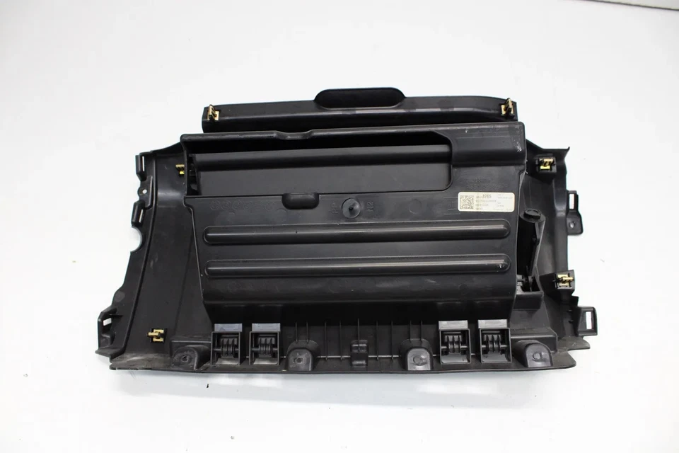 2019-2022 CHEVROLET SILVERADO 1500 RIGHT PASSENGER SIDE GLOVE BOX STORAGE OEM - Image 4 of 4