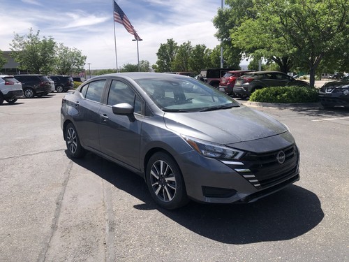 2025 Nissan Versa SV