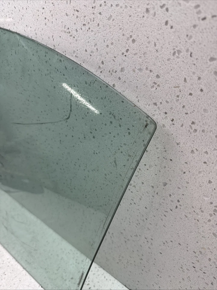 06-12 BMW 335i 325i 228i 330i LH Esquina Trasera Derecha Cuarto Ventana OEM 43R-001582 Foto 4 de 4