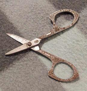 Vintage antique Engraved Decorative Scissors usa