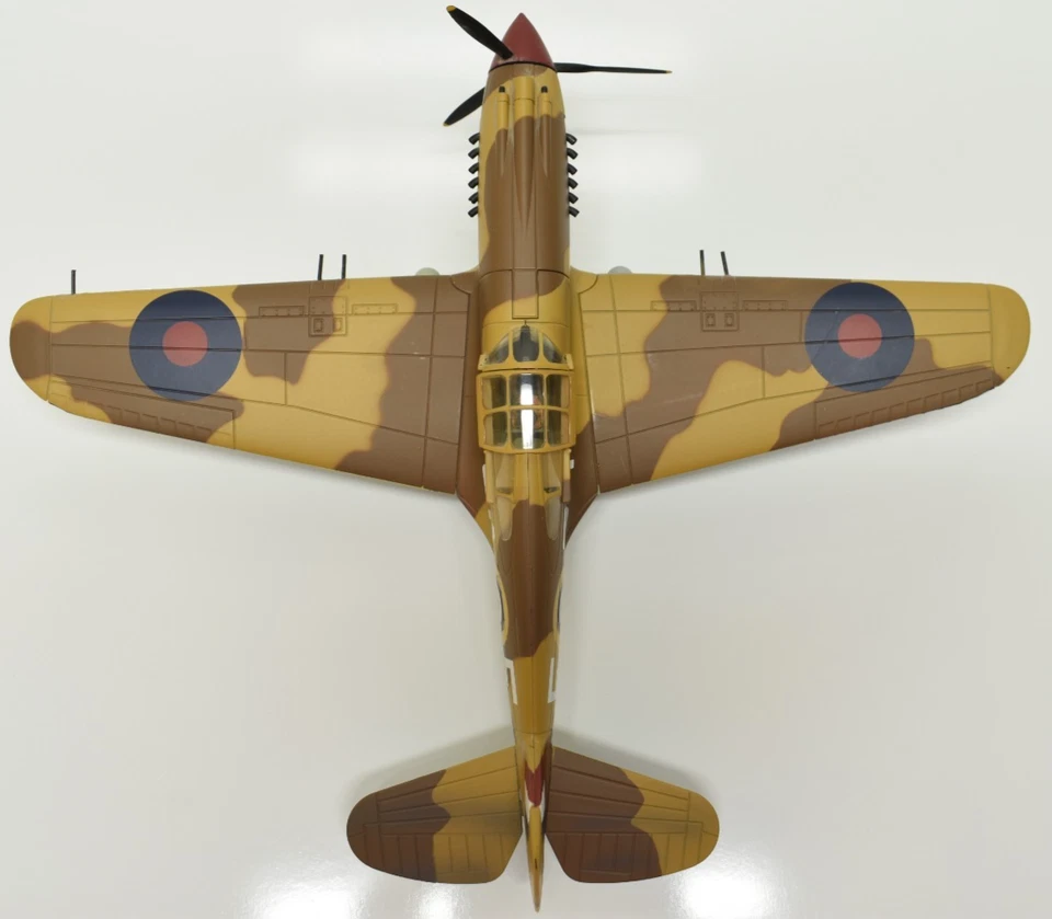 1:32 Hawker Hurricane WWII RAF Fighter Plane British 21st Century Toys Model - Image 2 of 4