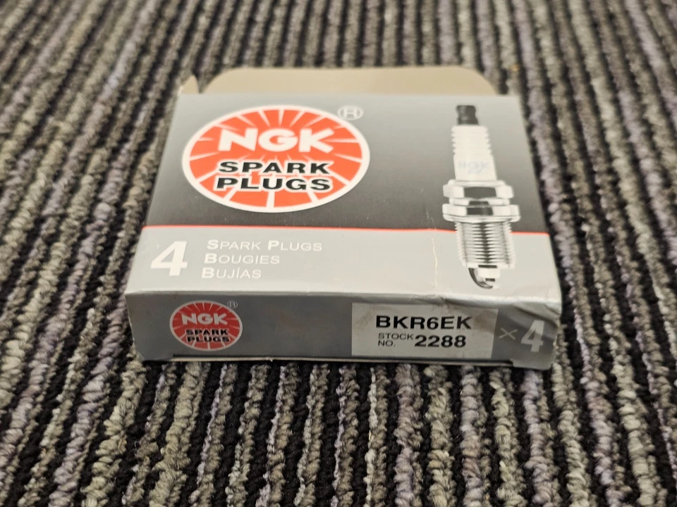 (QTY 4) NGK 2288 BKR6EK Spark Plug Fits 2006-2008 Suzuki Forenza - Image 3 of 4