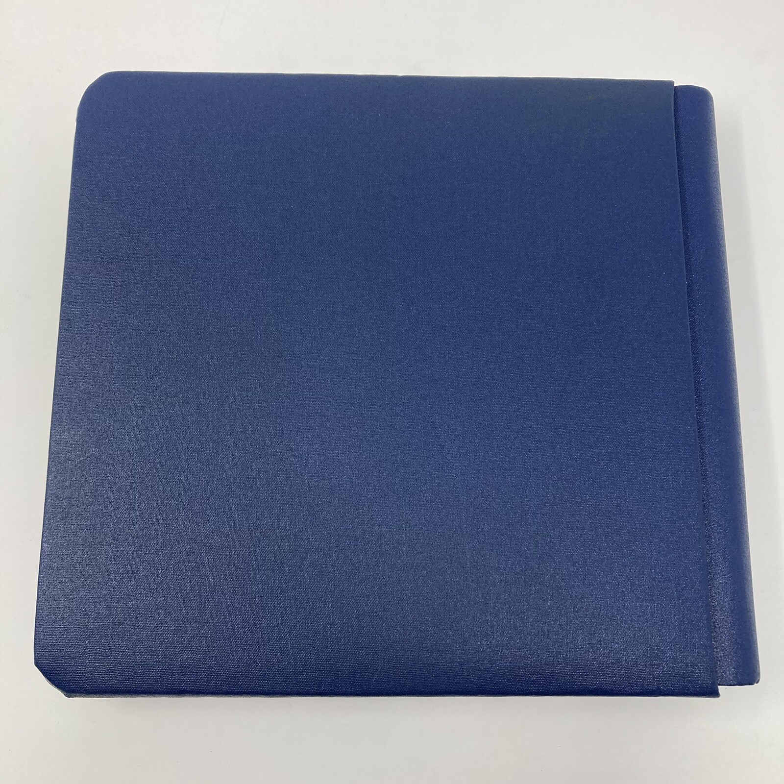 Creative Memories 7 x 7 Navy Blue Summer Fun BBQ Strap-Hinge Album - 12 Pages