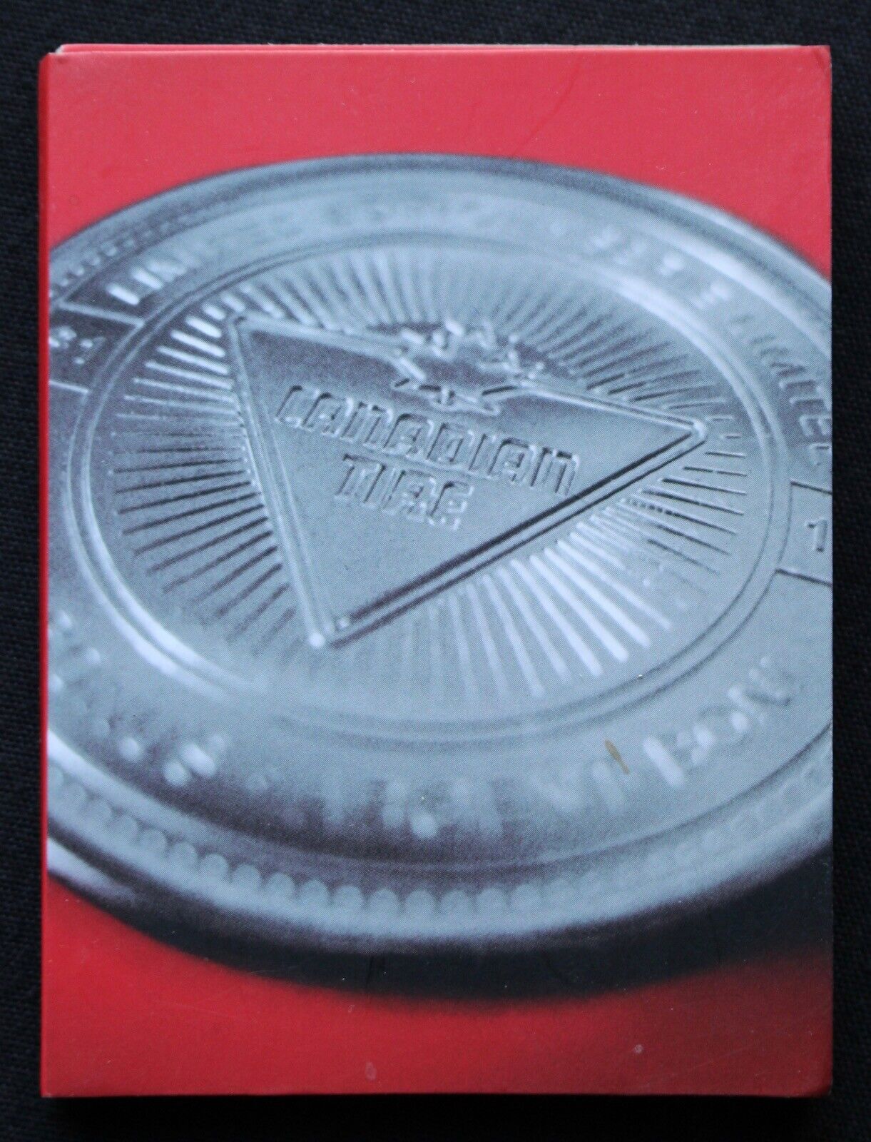 COLLECTIBLE CANADIAN TIRE 2010 LIMITED EDITION TOKEN HOLDER 