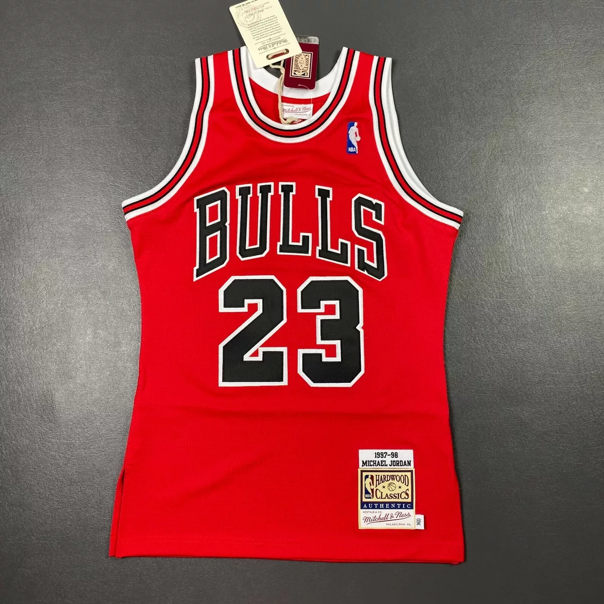 100% Authentic Michael Jordan Mitchell & Ness 97 98 Bulls Jersey Size 36 S  Mens