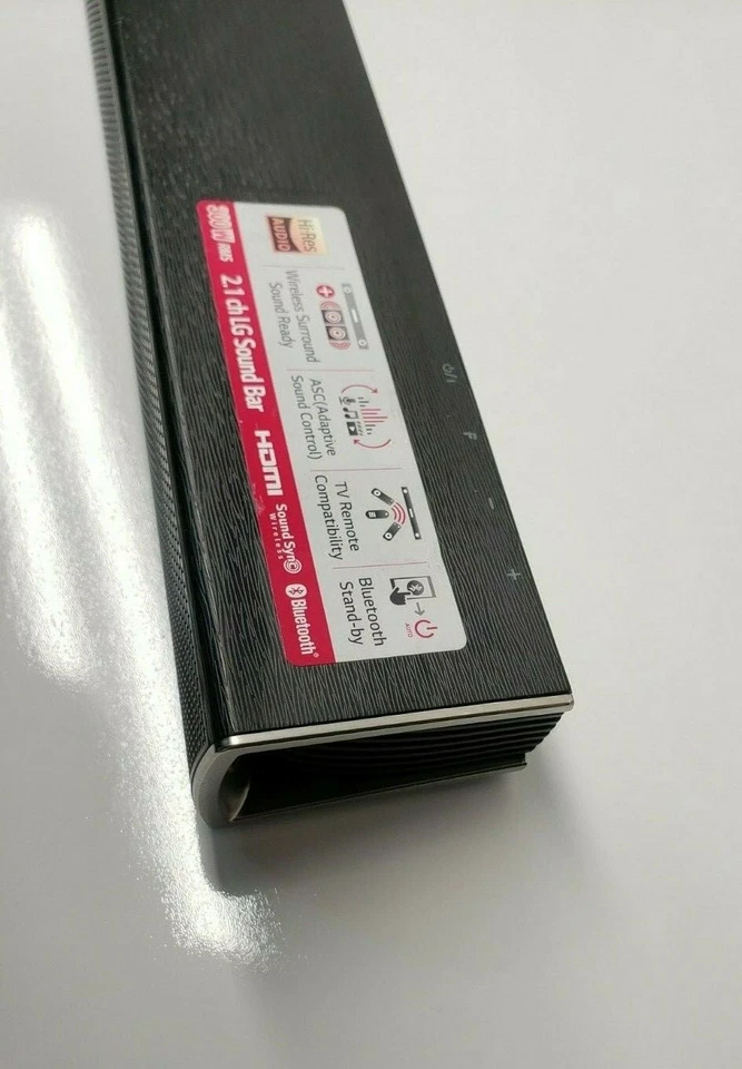 LG SJ4Y Sistema Soundbar Audio 2.1 Canali 300W - Nero SOLO SOUNDBAR - Immagine 2 di 4