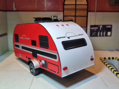 Winnebago 2017 Winnie Drop Red Caravan 1:24 Model Trailer Diecast Scale Model - Picture 5 of 13