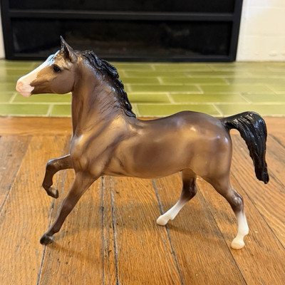 Breyer Horse Figurine Brown with Black Mane & Tail White Socks