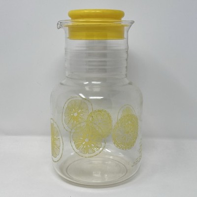 Vintage Pyrex Carafe Glass Lemon Yellow Pitcher & Lid 3515 Ribbed Neck 1.5 Qt 
