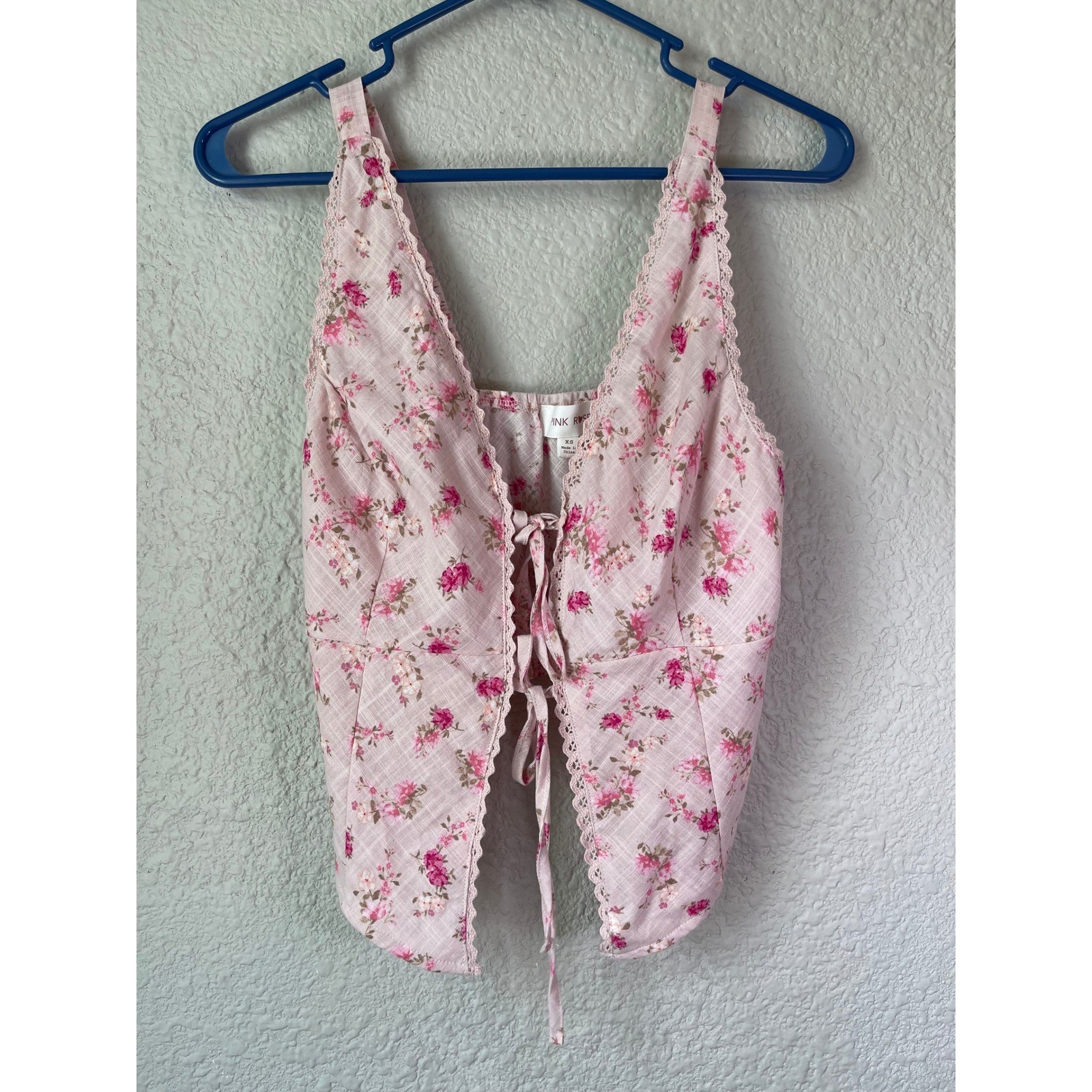 Pink Rose Floral Crop Top XS Pink Rose Cottagecore Lace Trim Tie Front