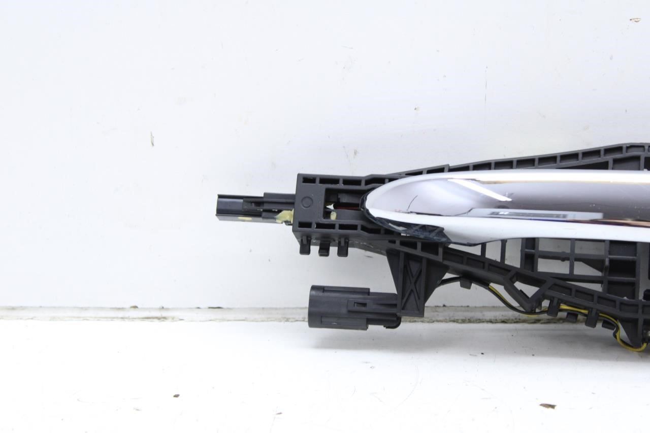 2014-2017 Maserati Ghibli Front Left Side Door Exterior Handle 670005439 OEM