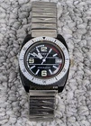 Vintage Ladies Timex Skin Diver Rotating Bezel 30mm Quartz Watch Dial England