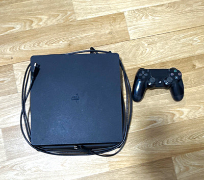 Sony PlayStation 4 Slim 500GB PAL Schwarz 1080p mit DualShock 4