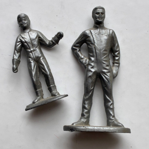 Lot 2 1966 Mattel LOST IN SPACE Switch N Go Will Robinson & John Robinson Figure