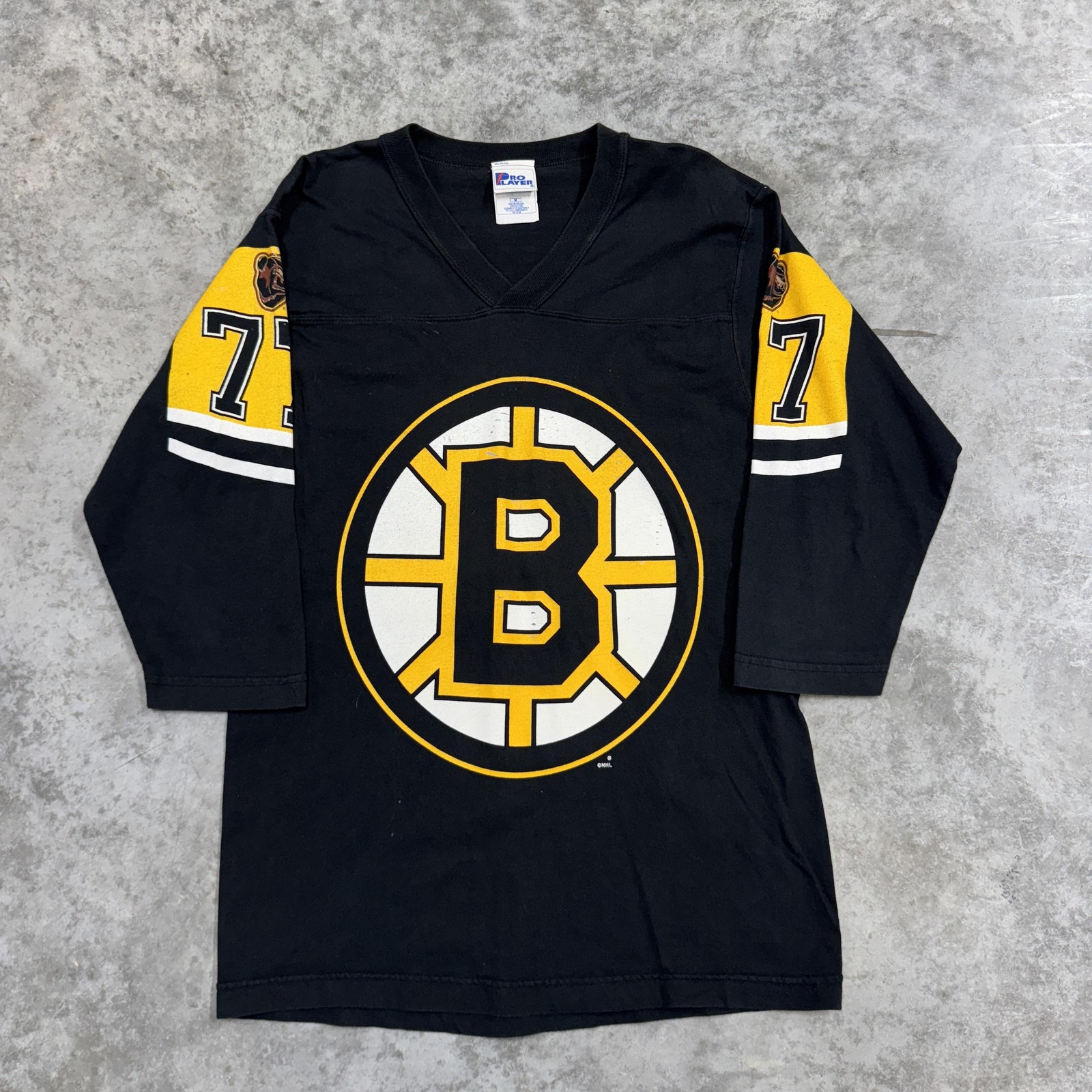 Vintage Boston Bruins Shirt mens M Black NHL Hockey Bourque 77 Pro Player 90s
