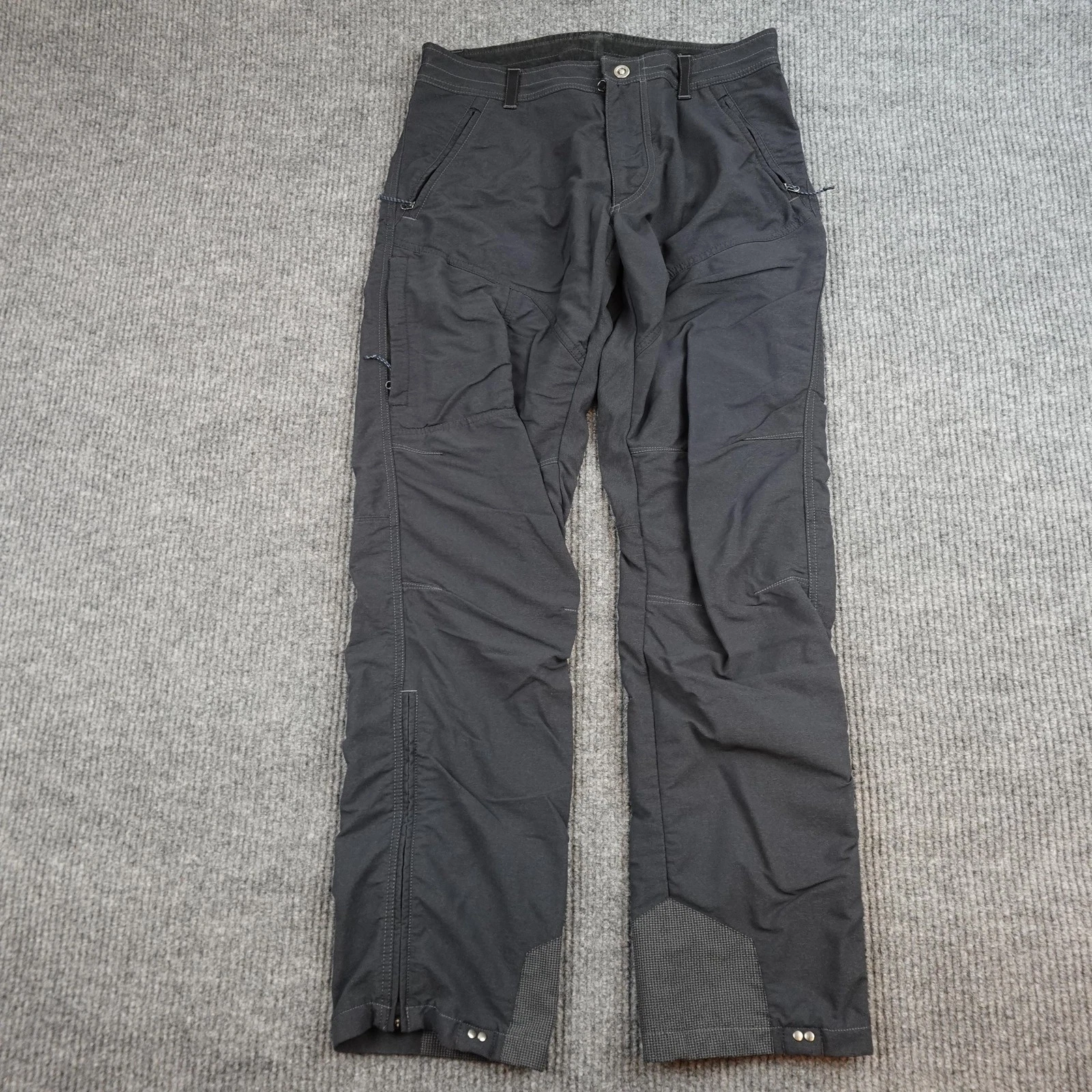 Kuhl Klash Pants Mens 34x32 Gray Softshell Stretch Hiking Zip Pockets 5154
Opens in a new window or