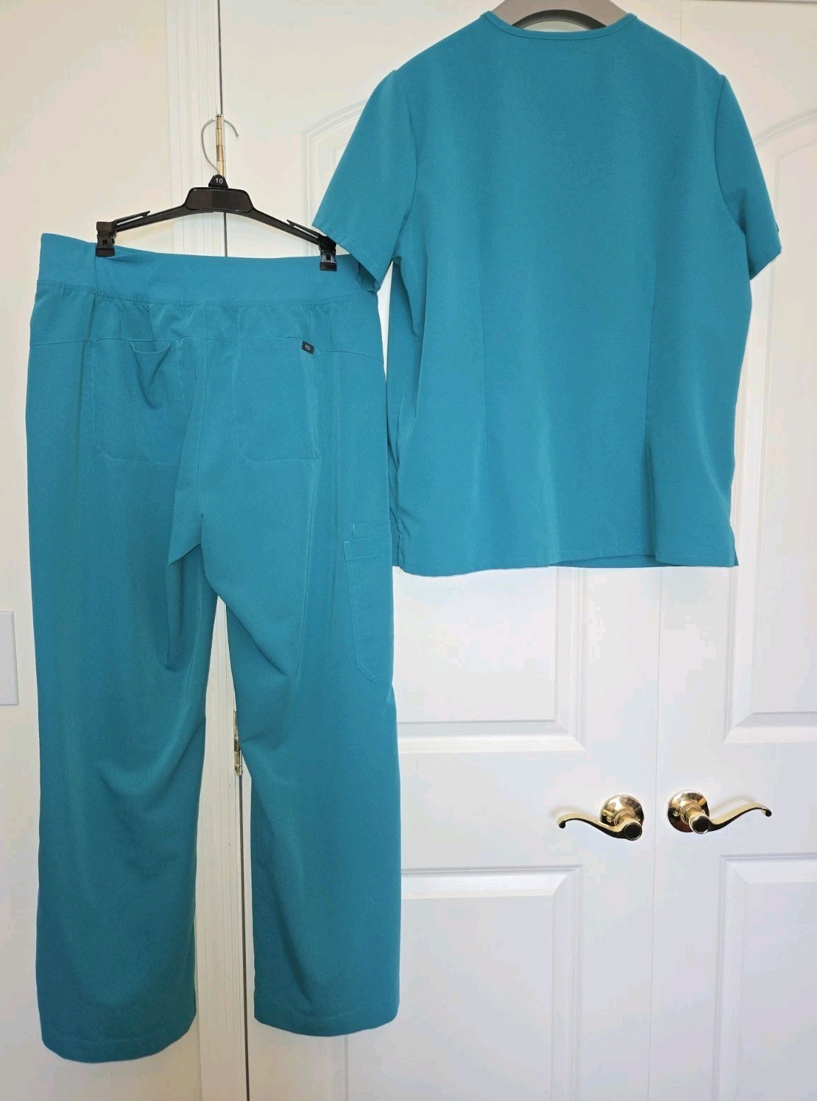 Figs Teal Izabel Pants Size XL and Casma Top Size XL Sold-out image 6