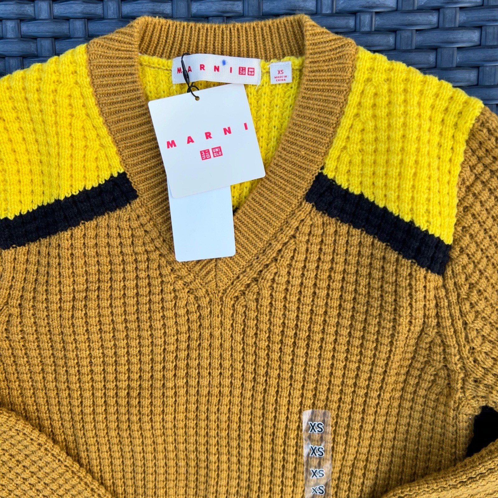 MARNI x Uniqlo Cropped Sweater Women's Popcorn Knit Yellow Brown XS Preppy Y2K thumbnail 11