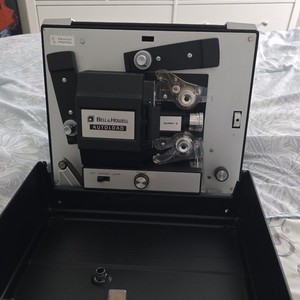 Bell & Howell Autoload Super 8 Desktop Projector Portable Long Throw 400 ANSI
