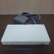 Nintendo DS Lite Console   White   Tested w/ Charger, Minor Wear
