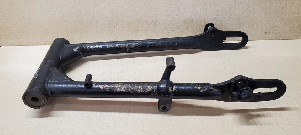 BSA 82-9532 BRAÇO OSCILANTE A65 LIGHTNING A50 1969-70 - Imagem 3 de 4