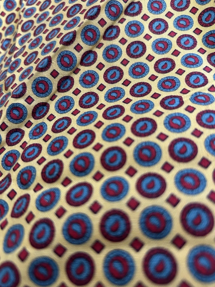 Vtg 50s Crisp Woven Cotton Fabric 40"x1 yrd+15"Quilting Crafts Yellow Red Blue - Image 2 of 4