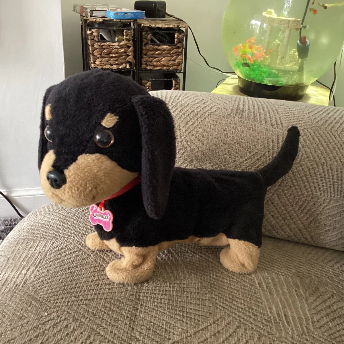 Waggles my wigglin walking pup top