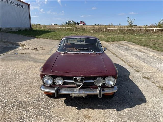 Alfa Romeo GTV 1971  Foto 4 de 4