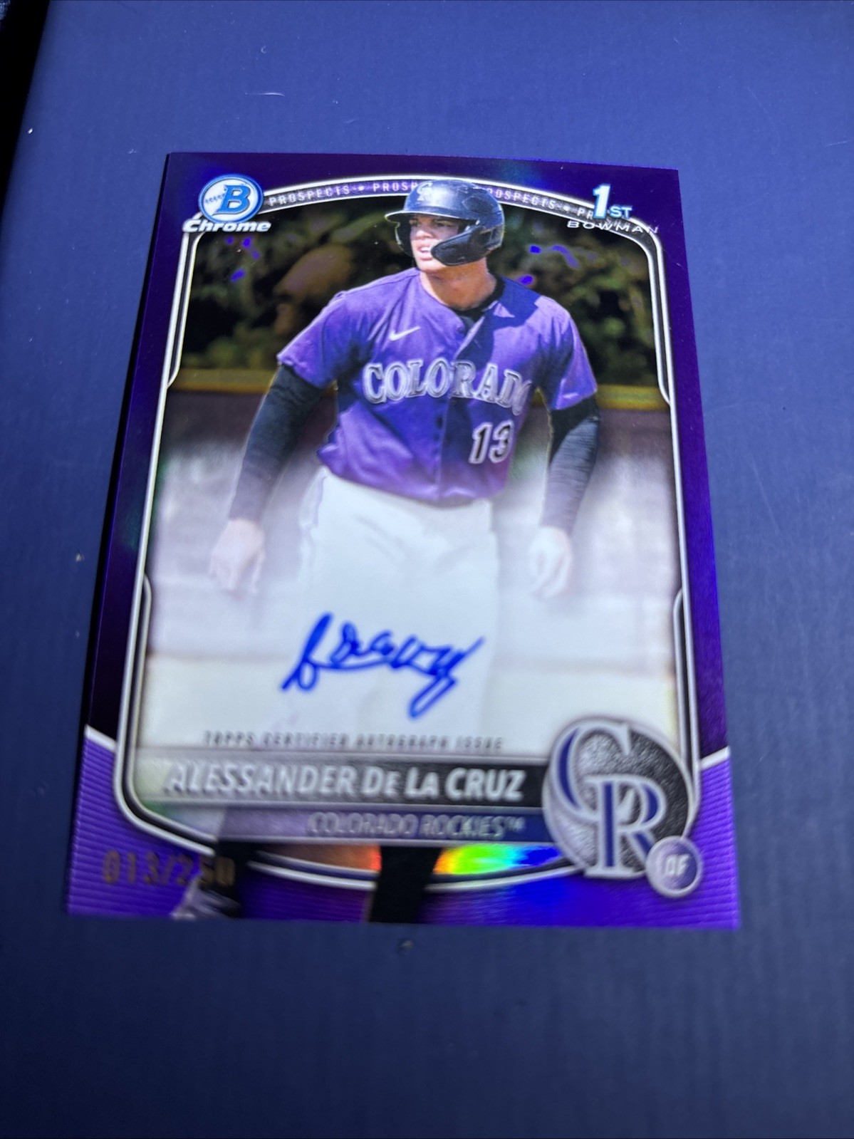 2025 Bowman Chrome Alessander De La Cruz Auto Purple Refractor 1st #/250 Rockies