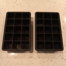 Williams Sonoma Brand (Set of 2) Slicon Ice Cube Trays, New without box.