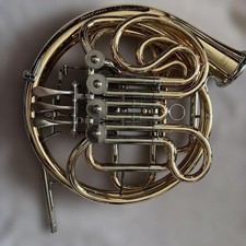 YAMAHA YHR-567GDB Double French Horn Used With Hard Case