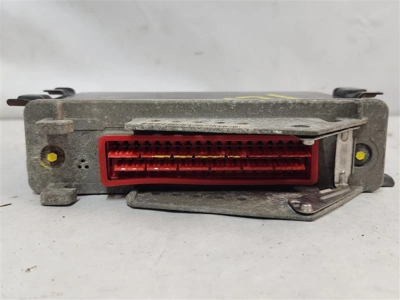 Chassis ECM ABS Right Hand Front Engine Compartment Fits 90-95 SABLE 3791836 Foto 3 de 4