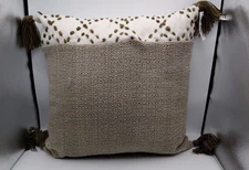 Rizzy Home Decorative Pillow 20 x 20in Bown with Tassels Removable Cover