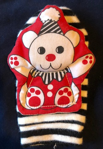 Vintage 5” Bear Baby Hand Rattle Puppet Mitten Mitt Red Black White - Picture 4 of 4