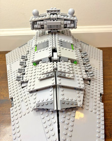 LEGO Star Wars: Imperial Star Destroyer (75055) - 99% Complete