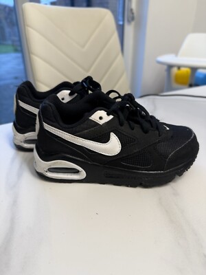 HOT Nike Air Max Ivo Boys Nike Air Max IVO (PS) Black And White