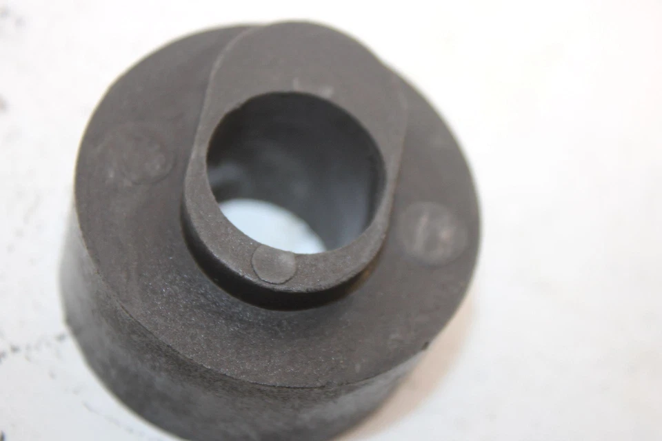 03 Arctic Cat Mountain Cat 900 Oem Track Adjuster Bushing 0704-672 Q2777 - Изображение 4 из 4