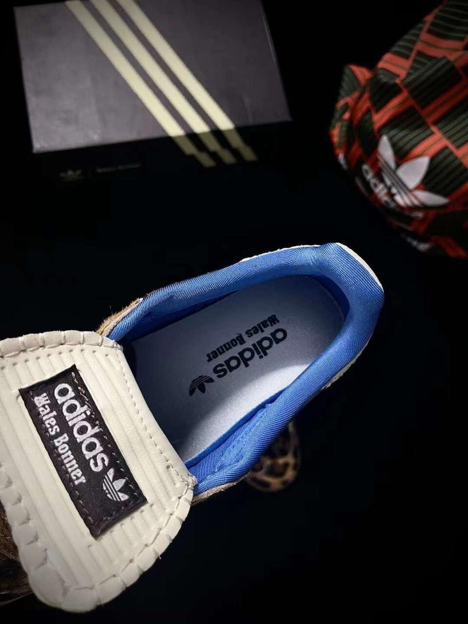 Wales Bonner adidas Samba Pony Leo volpe bassa marrone sabbioso beige fortunato (uomo)