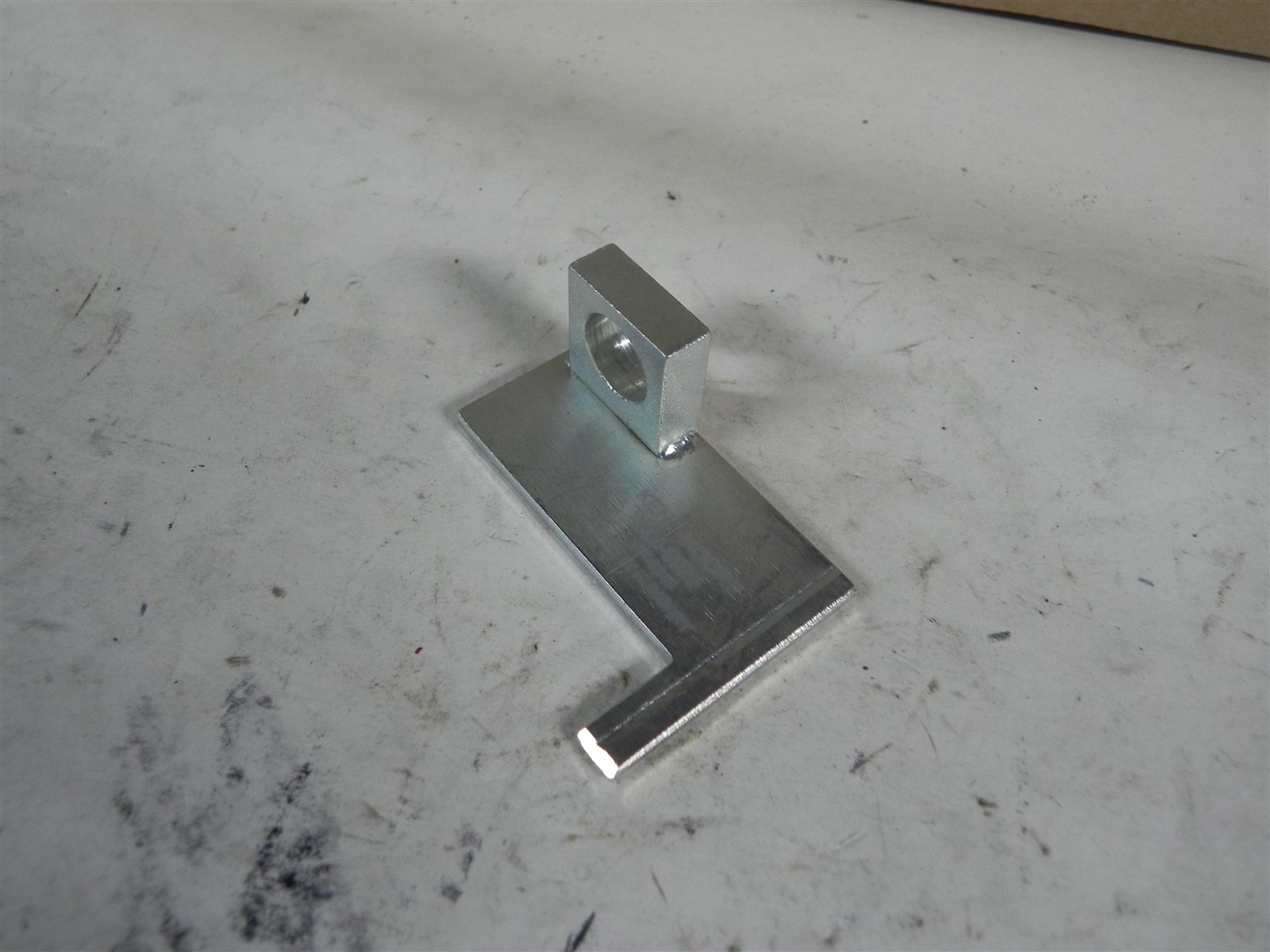 GM KENTMOORE KM6625 FLYWHEEL RETAINING AUTOMOTIVE DEALERSHIP SERVICE