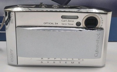 Sony Cyber-Shot DSC-T5 5.1MP Compact Digital Camera Bundle in Box
