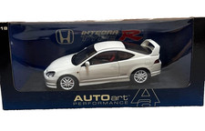 AUTOart 1/18 Honda Integra Type R White