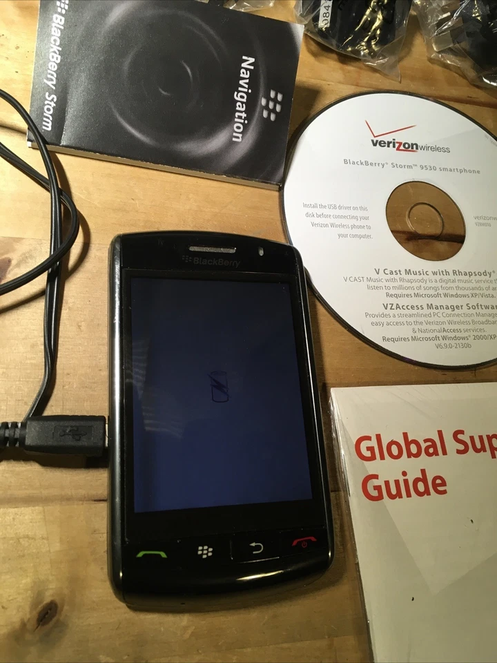 BlackBerry Storm 9530 - 1GB - Black (Verizon) Smartphone W Box And Extras - Image 3 of 4