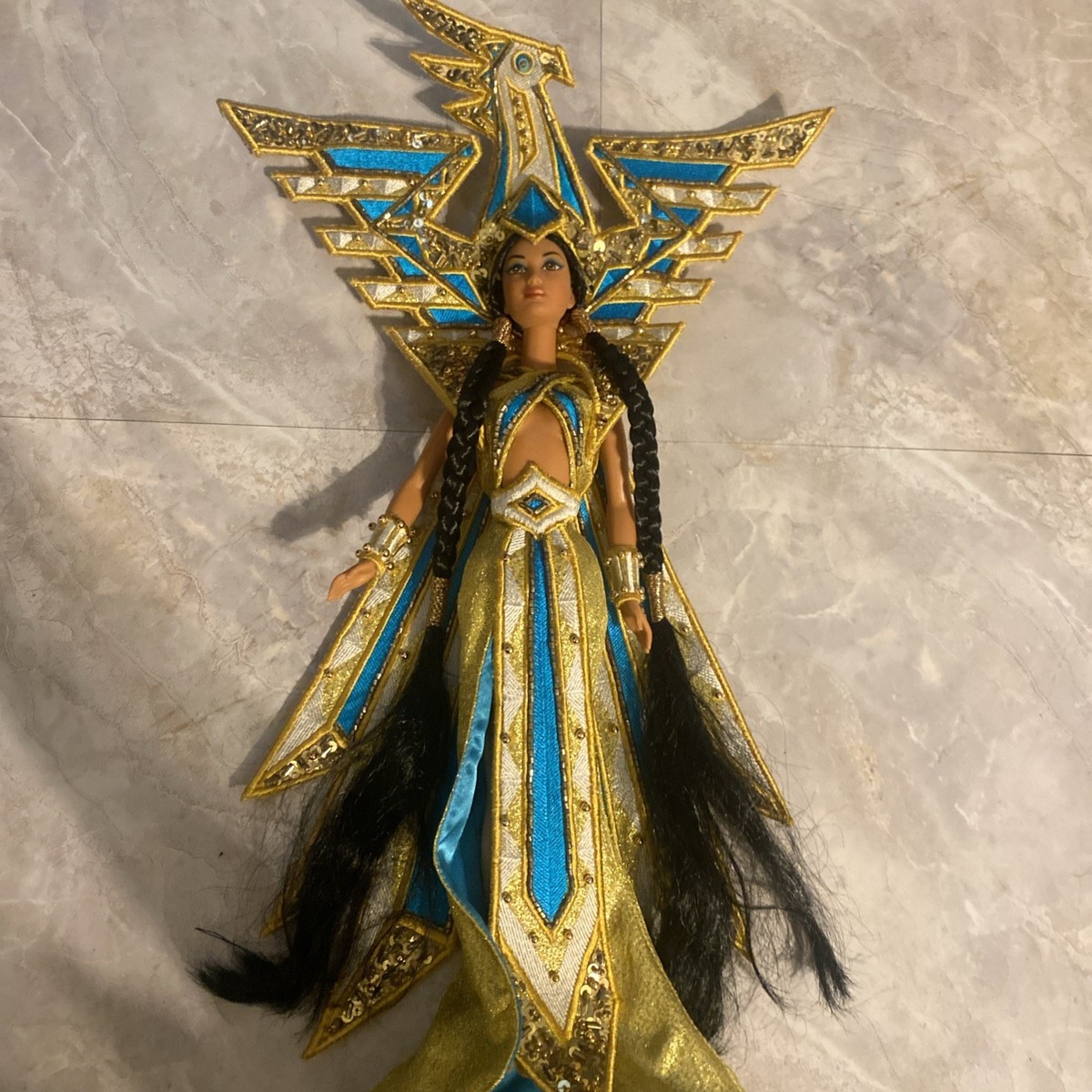 Φ Barbie FANTASY GODDESS OF THE AMERICAS Barbie Bob Mackie Fantasy